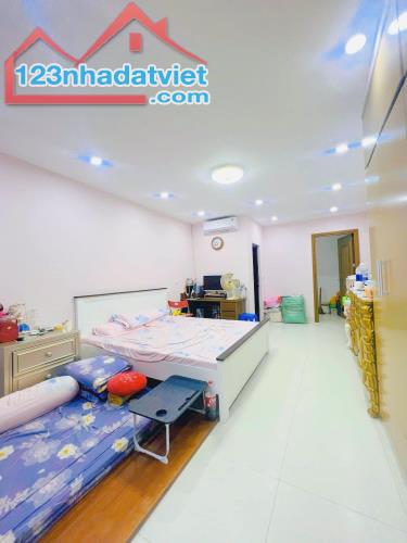 Cần bán gấp siêu phẩm phân lô vỉa hè ô tô tránh, kinh doanh Thụy Phương 42m2, 5T, nhà mới - 3