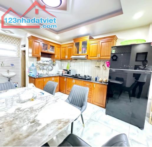 Bán Nhà Riêng 3 Tầng Bùi Đình Túy, Bình Thạnh, Hẻm Xe Tải 4.6m x 11.4m Chỉ 7.5 Tỷ TL - 1