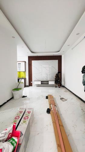 Bán Nhà Trương Định, Hoàng Mai , Mới kooong , thang máy 5T 42m2 3,6m Mặt tiền,giá 8,9 Tỷ - 1