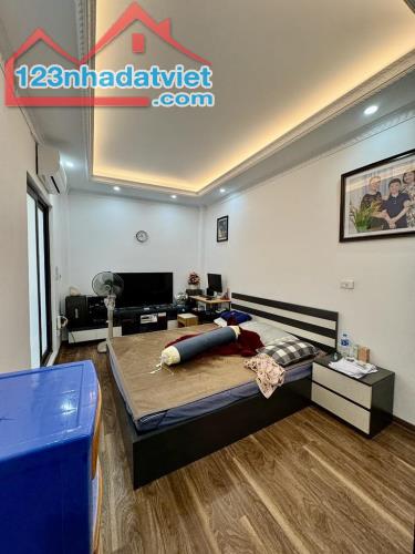 Bán nhà phố MInh Khai, vài bước ra ô tô, sát phố Minh Khai, DT 30m2, nhỉnh 7 tỷ - 3