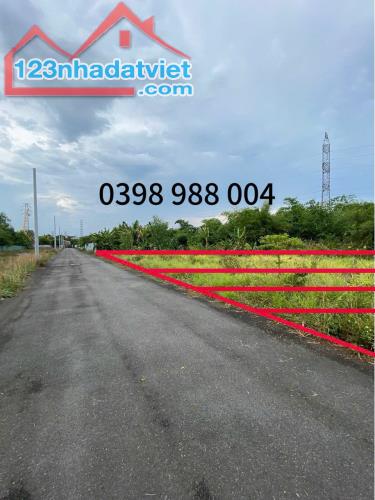 Ngay Vòng Xoay Cổng 11 Phường Phước Tân – TP. Biên Hòa giá chỉ 1ty600 - 2