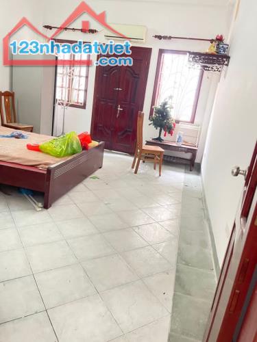 Cho thuê nhà ngõ phố Đặng Tiến Đông Đống Đa 45m x 4 tầng, giá 14.5tr/tháng - 3