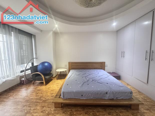 Bán nhà Làng Việt Kiều Châu Âu ô tô tránh vỉa hè kinh doanh dt 155m 5t mt 10m giá 33,9 tỷ - 1