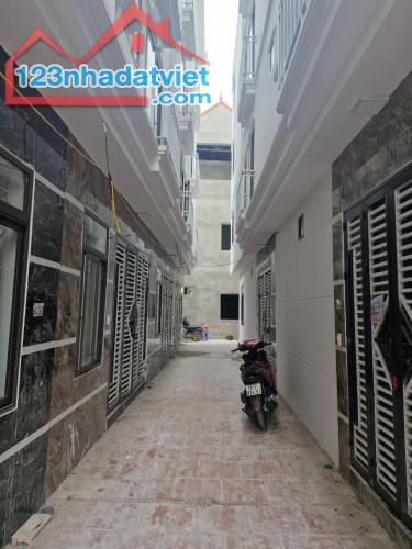 BÁN NHÀ 5 TẦNG - GẦN MẶT PHỐ - SỔ ĐỎ CHÍNH CHỦ (Hà Đông) - 2