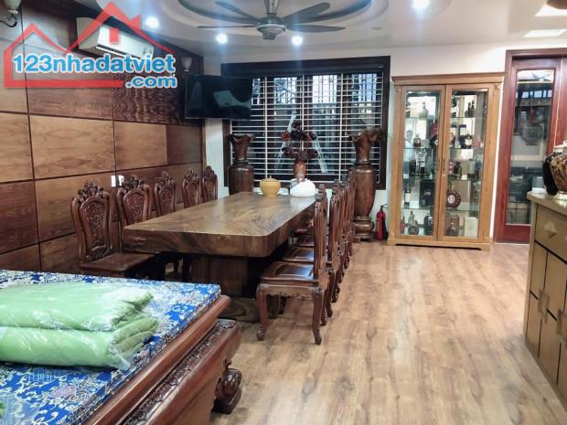 BÁN BIỆT THỰ KĐT VĂN PHÚ, HÀ ĐÔNG - 246M² - MT 9.5M - VỈA HÈ RỘNG - KD SẦM UẤT - GIÁ CHỈ - 1