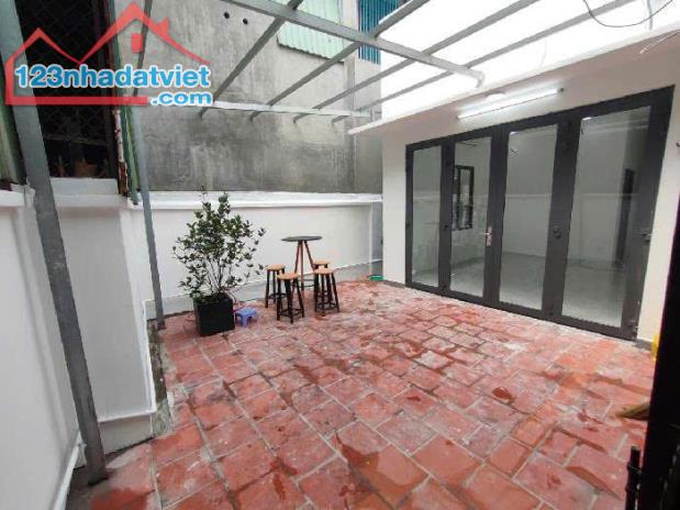 bán nhà ngay su phạm kỹ thuật , giá chỉ nhỉnh 6 tỷ - 1
