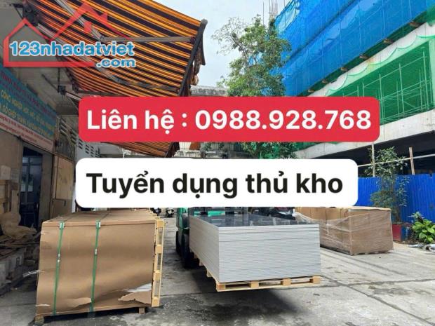 TUYỂN DỤNG NAM NHÂN VIÊN LÀM KHO- HOẶC CÔNG NHÂN XUẤT NHẬP HÀNG GỖ NHỰA - 1