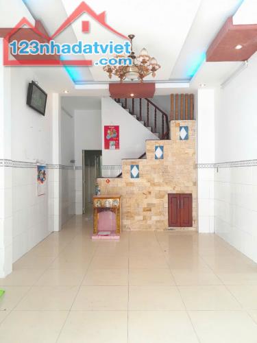 BÁN NHA 2  MẶT HẺM TRƯỚC SAU --LÊ VĂN QUỚI --64M2--3 TẦNG --HXH - 1