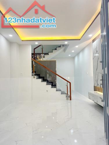 Nhà 4 tầng (4.2x12m) hẻm xe hơi tới nhà gần đường Âu Dương Lân, P3 Q8 giá 6.6 tỷ - 1