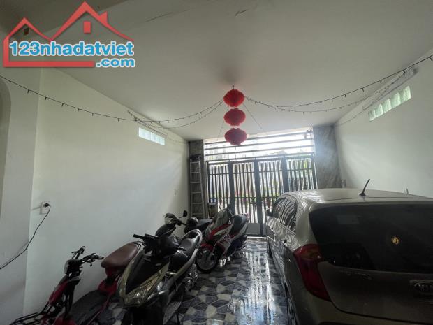 MẶT TIỀN KINH DOANH Đường 102 Lã Xuân Oai, Tăng Nhơn Phú A, 70m2 3 tầng ngang 4.5m, 7 tỷ X - 1
