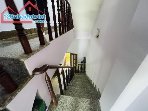 MẶT TIỀN KINH DOANH Đường 102 Lã Xuân Oai, Tăng Nhơn Phú A, 70m2 3 tầng ngang 4.5m, 7 tỷ X - 3