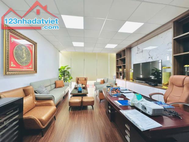 Định Công Thượng 98m2 Mặt tiền 5m  26,5 tỷ PHÂN LÔ Ô TÔ DỪNG ĐỖ NGÀY ĐÊM - THANG MÁY
