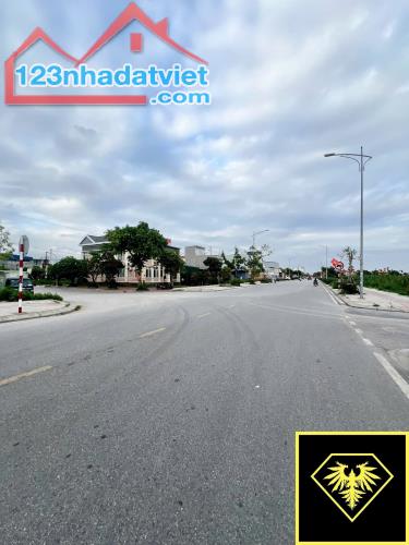 ◄ ★ ► BÁN ĐẤT MẶT ĐƯỜNG PHÂN LÔ GẦN TRUNG TÂM QUẬN : ► MÁNG NƯỚC - VÂN TRA - AN ĐỒNG - AN