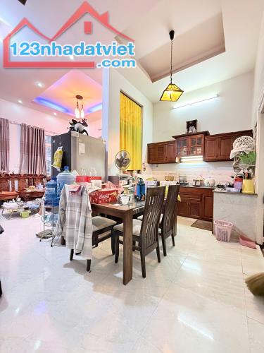 Bán nhà Tiền Lân, Bà Điểm, 81m2, 2Tầng BTCT,  Ngang 6,2m, Đường 8m xe hơi ngủ trước nhà - 1