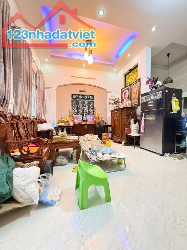 Bán nhà Tiền Lân, Bà Điểm, 81m2, 2Tầng BTCT,  Ngang 6,2m, Đường 8m xe hơi ngủ trước nhà - 2