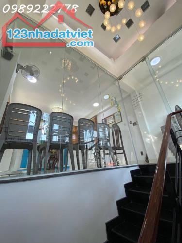 VIP [#QUẬN_3] - P14- LÔ GÓC -HXH- SÁT MẶT TIỀN- MỚI ĐẸP GẦN 60M2- NGANG 4.3- 6 TẦNG 10PN- - 2