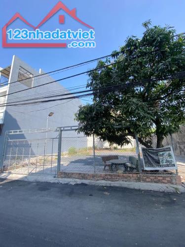 Bán Lô Đất 2 Mặt Tiền (Ngang 8M x 23M) hẻm đối diện KDC Phúc Hiếu, Gần Siêu Thị AEON MAll