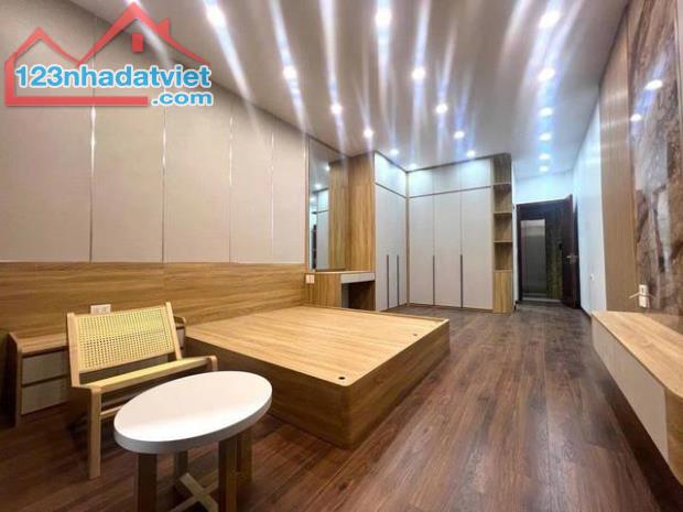 Trung tâm Cầu Giấy, Phố Trần Quý Kiên, 6 tầng, mặt tiền 3.9m, diện tích 44m2 - 3