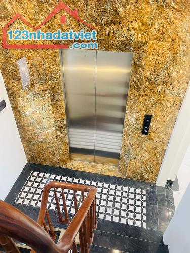 Bán nhà Giang Biên Long Biên 43m 6 tầng thang máy ô tô đỗ cổng 8,48 tỷ - 2