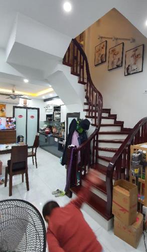 Đường Kim Giang nhà dân xây 46m2 giá 7.35 tỷ sổ đỏ cc