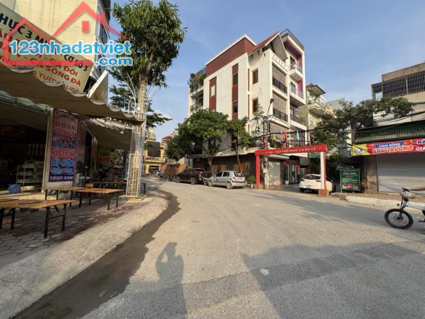 NHÀ PHÂN LÔ- Ô TÔ TRÁNH ĐỖ NGỦ T1, KINH DOANH ĐỈNH- ngay NGÃ 5 HÀ TRÌ 36m-9.x tỷ - 1