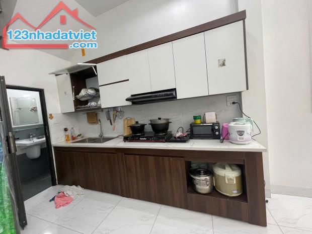 Nghĩa Đô - Cầu Giấy 30m2, 5 tầng, 3 ngủ, 6,9 Tỷ - 4