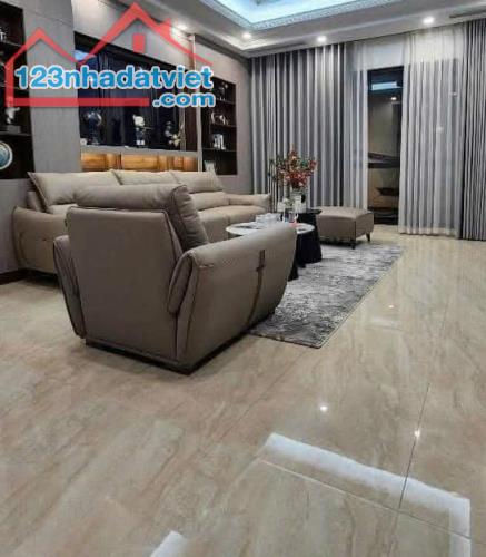BÁN NHÀ MẶT PHỐ HOÀNG HOA THÁM, 6 TẦNG THANG MÁY, KINH DOANH ĐỈNH, 65M2 CHỈ 25TỶ - 3