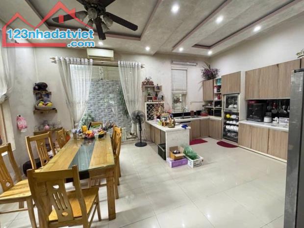 LÔ GÓC VIP - Ô TÔ TRÁNH  - VỈA HÈ - KINH DOANH - VẠN PHÚC HÀ ĐÔNG. 60M - MT 16M. - 2