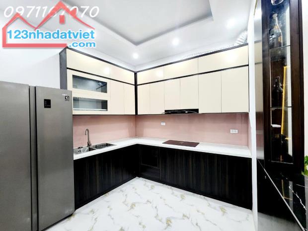 BÁN NHÀ 5 TẦNG KIM NGƯU – VIEW ĐẸP, ĐẦU TƯ SINH LỜI – GIÁ CHỈ 7.95 TỶ - 2