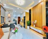 Bán nhà đường Lê Quang Định, Gò Vấp, Hẻm xe hơi, 3 Phòng ngủ, 5 tỷ hơn