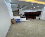 Bán nhà 32m 4 tầng ngõ rộng thoáng đẹp tại 296 Minh Khai, HBT