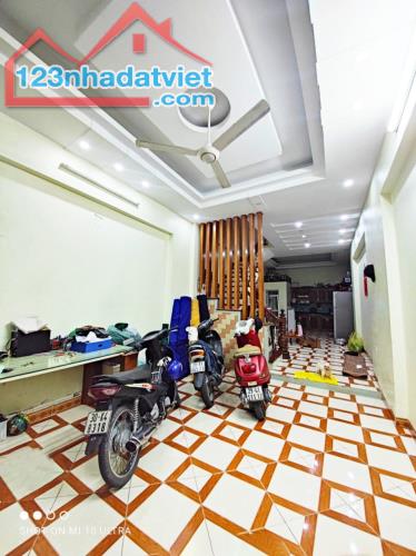 Bán nhà Mậu Lương, gara ôtô, 56m2, 4 tầng, 3 phòng ngủ, chỉ 6.38 tỷ.
