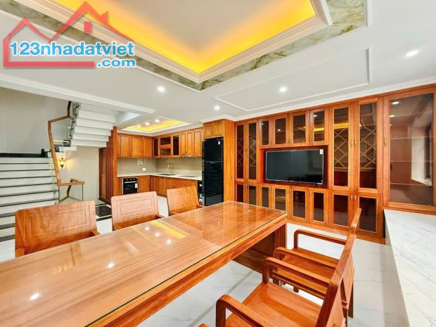 HXH tránh, Ngang 4,8M, Xây mới 5 Tầng,Full NT GÕ ĐỎ, KDC Khép kín nhình 7 tỷ - 3