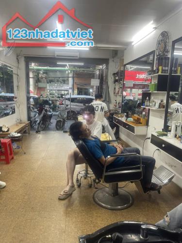 VỊ TRÍ VÀNG – CHÍNH CHỦ CHO THUÊ MBKD TẦNG 1 TẠI QUANG TRUNG, TP NAM ĐỊNH – GIÁ RẺ NHẤT - 2