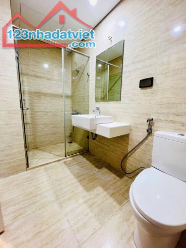 🧨BÁN NHÀ PHỐ KIM GIANG  LÔ GÓC 26m x5 tầng Mt 3,6m giá 5,85 tỷ - 4