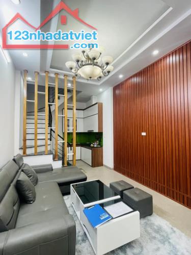Chính Chủ Cần Bán Nhà Bùi Xương Trạch-31m2x4T,MT:4.2m-Chỉ 6.5 tỷ-100m ra mặt phố.