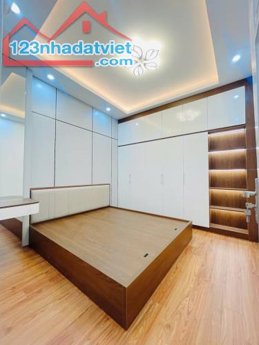 LÔ GÓC 33M2 HAI THOÁNG , NGÕ THÔNG , 50M RA  Ô TÔ , BÙI XƯƠNG TRẠCH THANH XUÂN , 4 TẦNG . - 3