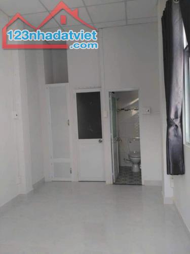 MẶT TIỀN Nguyễn Kiệm, DT 50m2, Dòng tiền 14tr/tháng, giá chỉ 5 tỷ. - 1