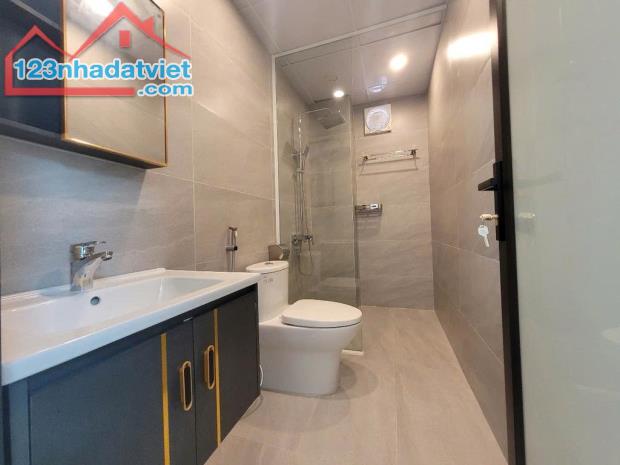 Toạ Lạc Tại 143 Liên Mạc- Lô Góc 2 mặt Thoáng. 46m, 5 tầng, Chỉ 5.1 tỷ - 2