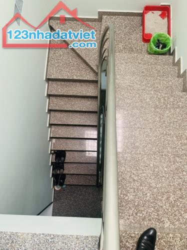 Bán gấp nhà 3 tầng, 5x15m Nguyễn Văn Công P.3 Gò Vấp, Chỉ 93tr/m2 Đối diện Bệnh viên 175 - 3