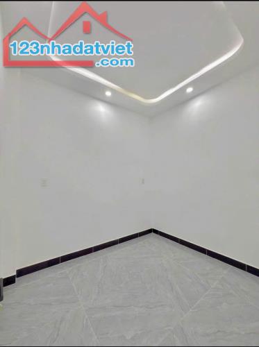 🏠 BÁN GẤP NHÀ CẤP 4 – CHỈ 400TR NHẬN NHÀ Ở NGAY 📍 Giá chỉ: 1 TỶ 350 | SỔ HỒNG RIÊNG - 4
