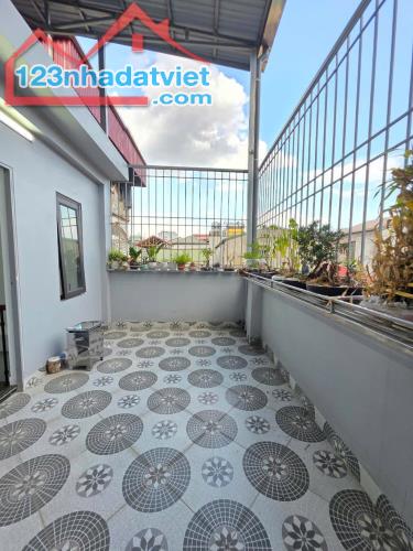 Nhà Đội Cấn 5 tầng 42m2 - Gần phố - Trung tâm quận Ba Đình - Vô cùng tiện ích 9,5 tỷ - 5