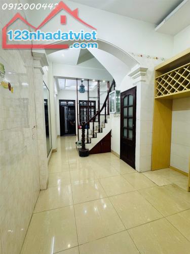 CHÍNH CHỦ CẦN BÁN NHÀ PHỐ NHÂN HÒA 42m2 4 tầng GIÁ 9X TỶ– THANH XUÂN – VỊ TRÍ ĐẮC ĐỊA, - 1