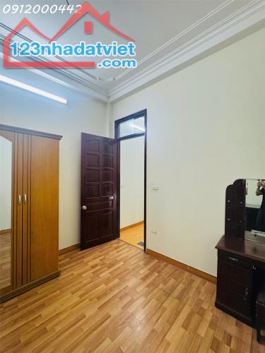 CHÍNH CHỦ CẦN BÁN NHÀ PHỐ NHÂN HÒA 42m2 4 tầng GIÁ 9X TỶ– THANH XUÂN – VỊ TRÍ ĐẮC ĐỊA, - 3