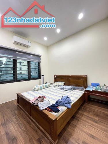 CHỈ HƠN 8 TỶ CÓ NHÀ 3 TẦNG SIÊU ĐẸP TẠI CỔ NHUẾ- BẮC TỪ LIÊM- HN - 1