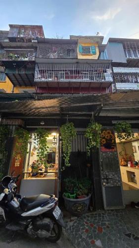 BÁN NHÀ TẬP THỂ QUẬN HAI BÀ TRƯNG. 60M2. NHÀ CHÂN ĐẾ . Ô TÔ KD. NHỈNH 4TỶ3