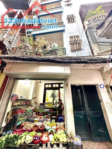 Bán nhà phố Tôn Đức Thắng, Đống Đa, ô tô vào nhà, tiện KD, 5 tầng 68m2 giá 19 tỷ