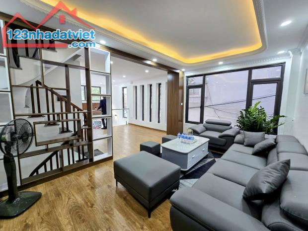 NHÀ ĐẸP THANH TRÌ 60M2 - 6TÂNG - THANG MÁY - ĐẸP KHÔNG TÌ VẾT XEM LÀ MÊ Ở LÀ SƯỚNG - 1