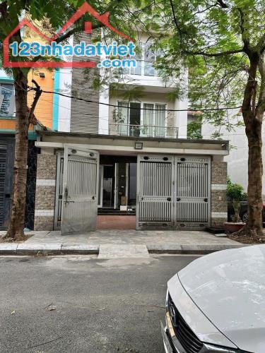 Cho thuê 2 căn biệt thự KĐT Mỹ Đình, giá từ 35 triệu/tháng, làm văn phòng, spa