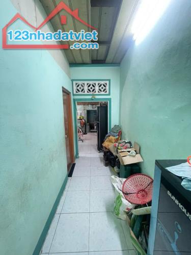 + 👉  SIÊU PHẨM CẦN BÁN GẤP NHÀ Đ TINH LỘ 10 TÂN TẠO BÌNH TÂN 4/5,3*18,5m 2L CHỈ 2,9Đ - 3